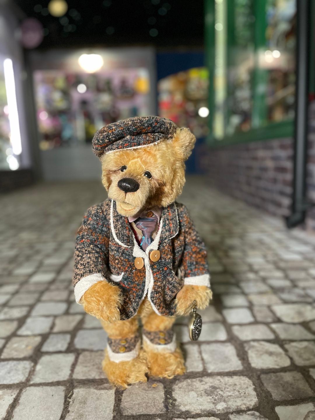 Charlie Bears 2024 Making Time - Pawstore Exclusive Collection